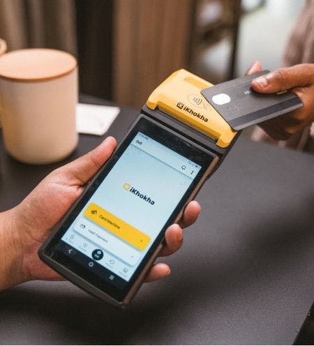 iK Flyer device accepting a card payment
